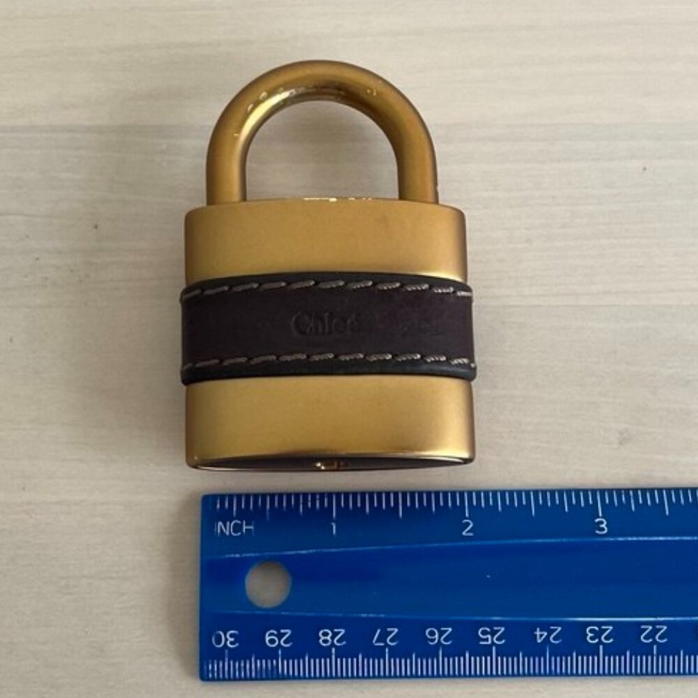 Chloe Paddington 2005 Lock Charm - Picture 6 of 7